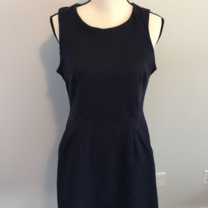 Navy dress with pockets!
